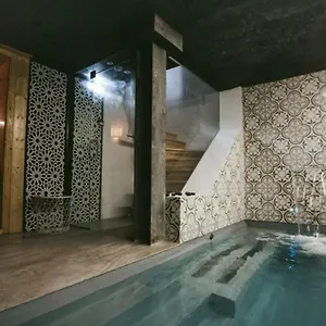castello-prime-suites.hotels-lisbon-portugal.com/